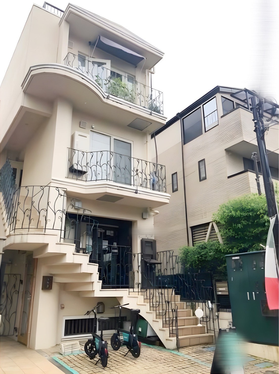 ライジングビル