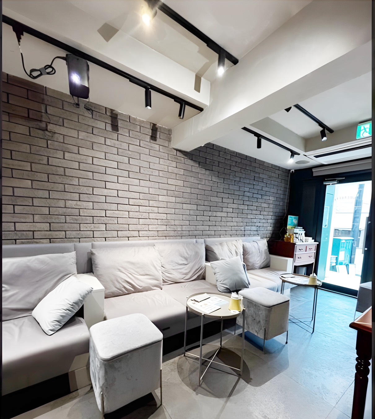 ライジングビル